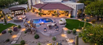 Luxury Estate~Resort Backyard~Pool/Spa~Pickleball