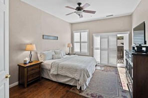 3 bedrooms, desk, iron/ironing board, travel cot