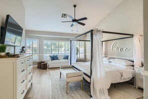 3 habitaciones, escritorio, tabla de planchar con plancha y wifi gratis 