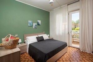 2 Schlafzimmer, Bügeleisen/Bügelbrett, Bettwäsche