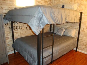 4 chambres, Wi-Fi, literie fournie