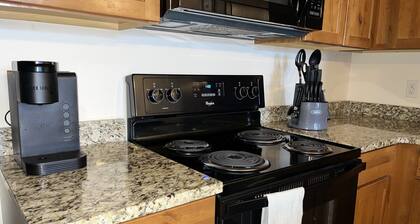 Mountain getaway on Granby Ranch! nearby hiking, skiing, endless scenic views!