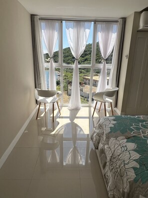 1 chambre, fer et planche à repasser, Wi-Fi gratuit, draps fournis