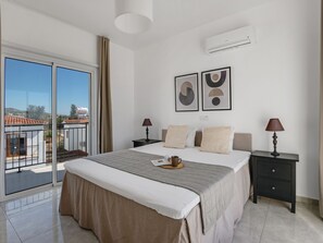 Villa, 3 slaapkamers, privézwembad, uitzicht op zwembad | 3 slaapkamers