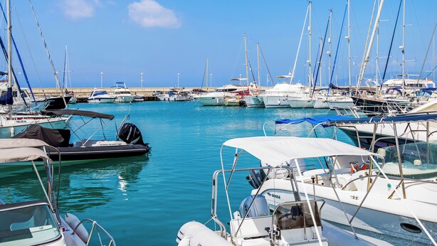 A marina with various boats docked. - Sanders White Mountains - Vibrant Villa With Pool (Tremithousa)