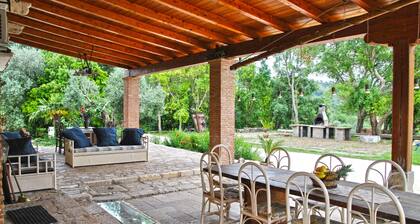 Meridiana Holiday House With Shared Swimming Pool