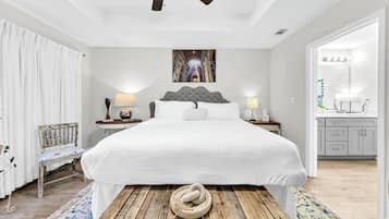 3 Schlafzimmer, Schreibtisch, Bügeleisen/Bügelbrett, kostenloses WLAN