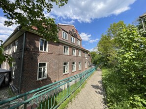 Exterior - Ahoi Hostel (Hamburg)