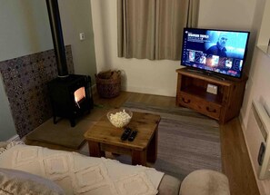 Cottage, 1 Queen Bed | Interior - Cosy & Characterful, Seaside Cottage, Dog Friendly (Weston-super-Mare)
