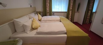 Room in Guest Room - Pension Forelle - Doppelzimmer
