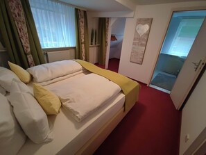 1 bedroom - Room in Guest Room - Pension Forelle - Doppelzimmer (Forbach)