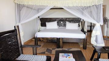 Room, 1 Bedroom, Balcony, Garden View | 1 bedroom