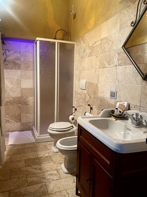 Quarto, 1 quarto, para fumantes | Banheiro
