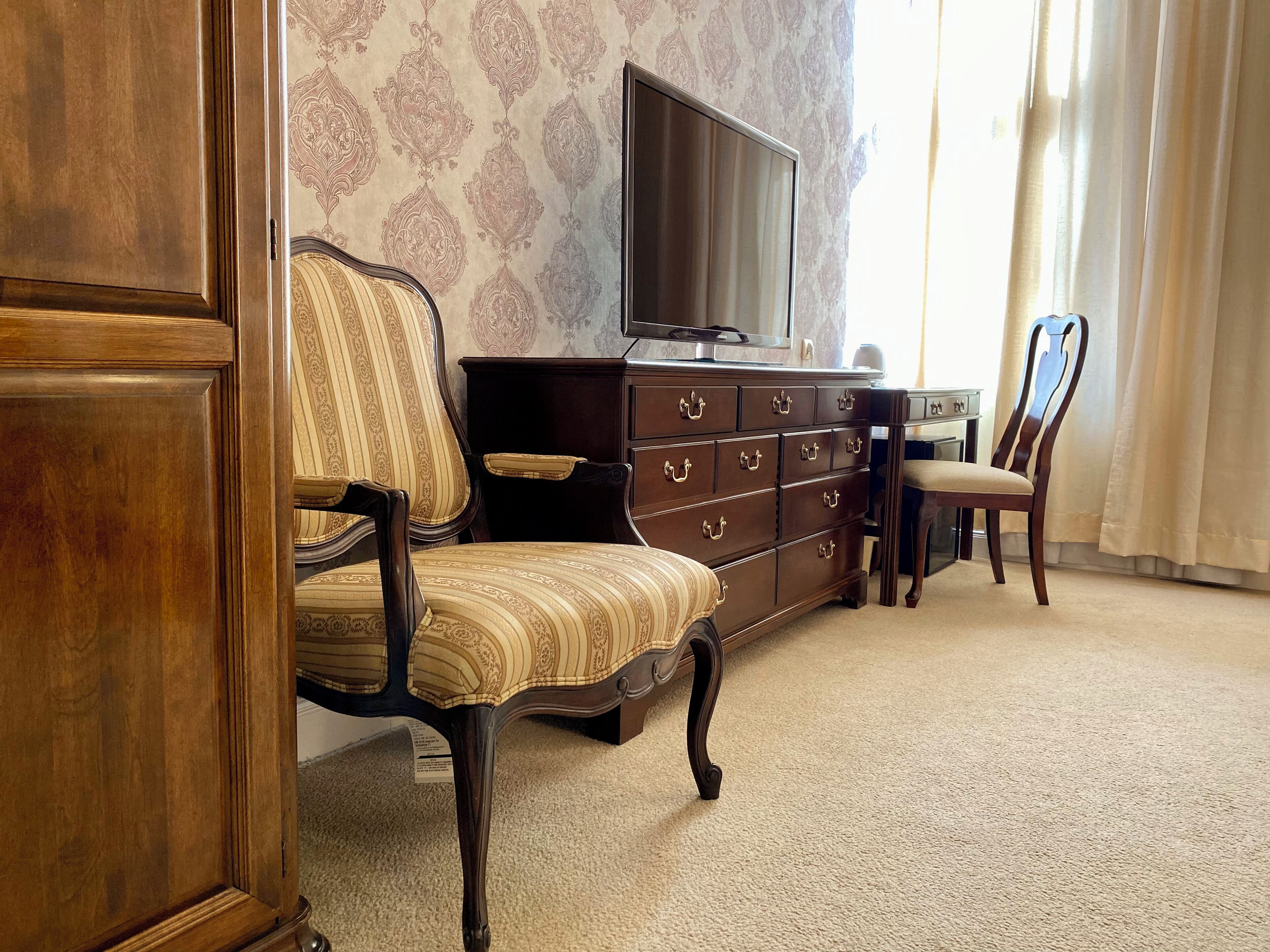 Superior Double Room | Minibar, desk, iron/ironing board, free WiFi