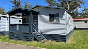 Superior 2 Bedroom Cabin - Sleeps 6 | Bed sheets