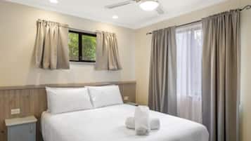 Superior-Ferienhütte, 2 Schlafzimmer (Sleeps 4) | Bettwäsche