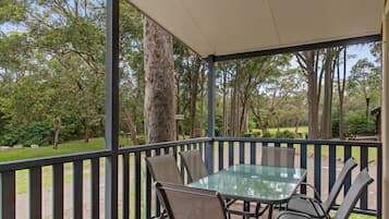 Superior Cabin - Sleeps 4 | Terrace/patio