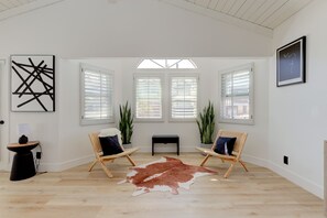 Interior - Stylish & Cozy | Mins to Beach | Theater | Hot Tub (Redondo Beach)