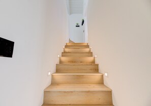 Interior - Stylish & Cozy | Mins to Beach | Theater | Hot Tub (Redondo Beach)