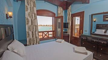 Villa, 4 Bedrooms, Smoking, Private Pool | 4 bedrooms