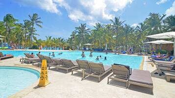 Căn hộ, 2 phòng ngủ, phù hợp cho người khuyết tật, ban công | Hồ bơi | Hồ bơi ngoài trời