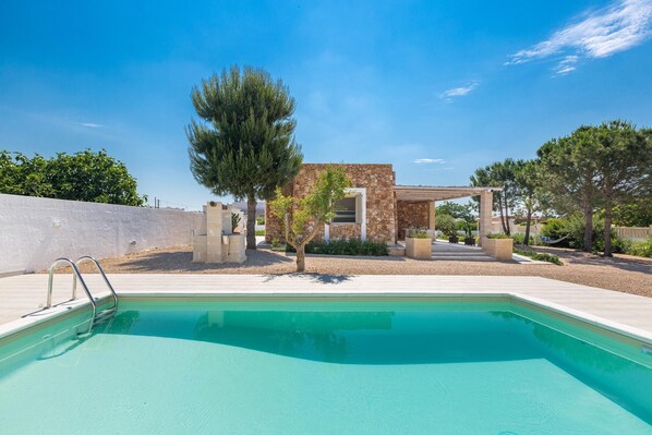 Seasonal outdoor pool