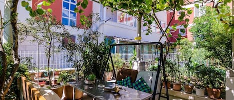 Apartment (One Bedroom Apartment with Terrace) | Terrace/patio
