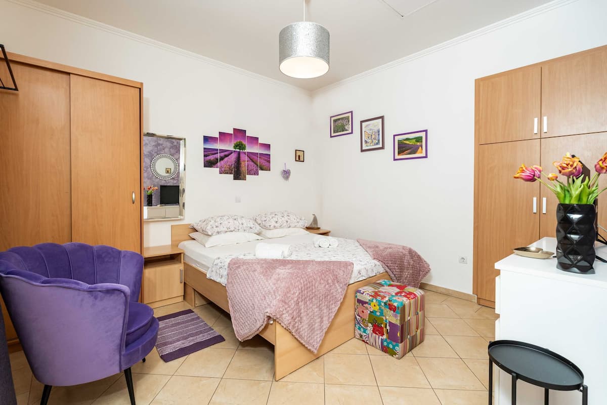 Studio (Studio with Terrace) | 3 bedrooms, cribs/infant beds