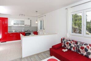 Apartment (Deluxe One-Bedroom Apartment with Bal) | Living room - Apartments Posta (Mljet)