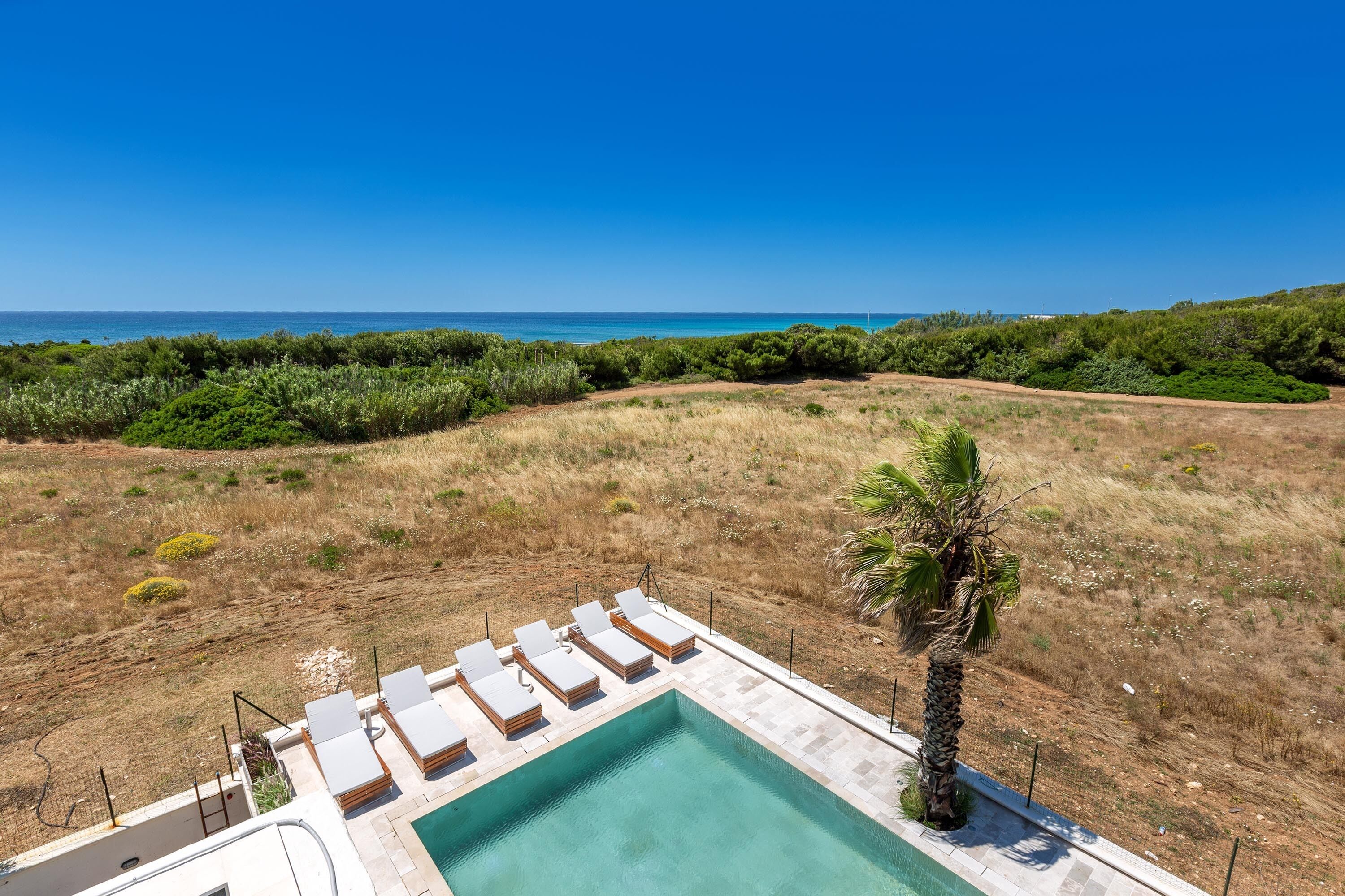 Seasonal outdoor pool