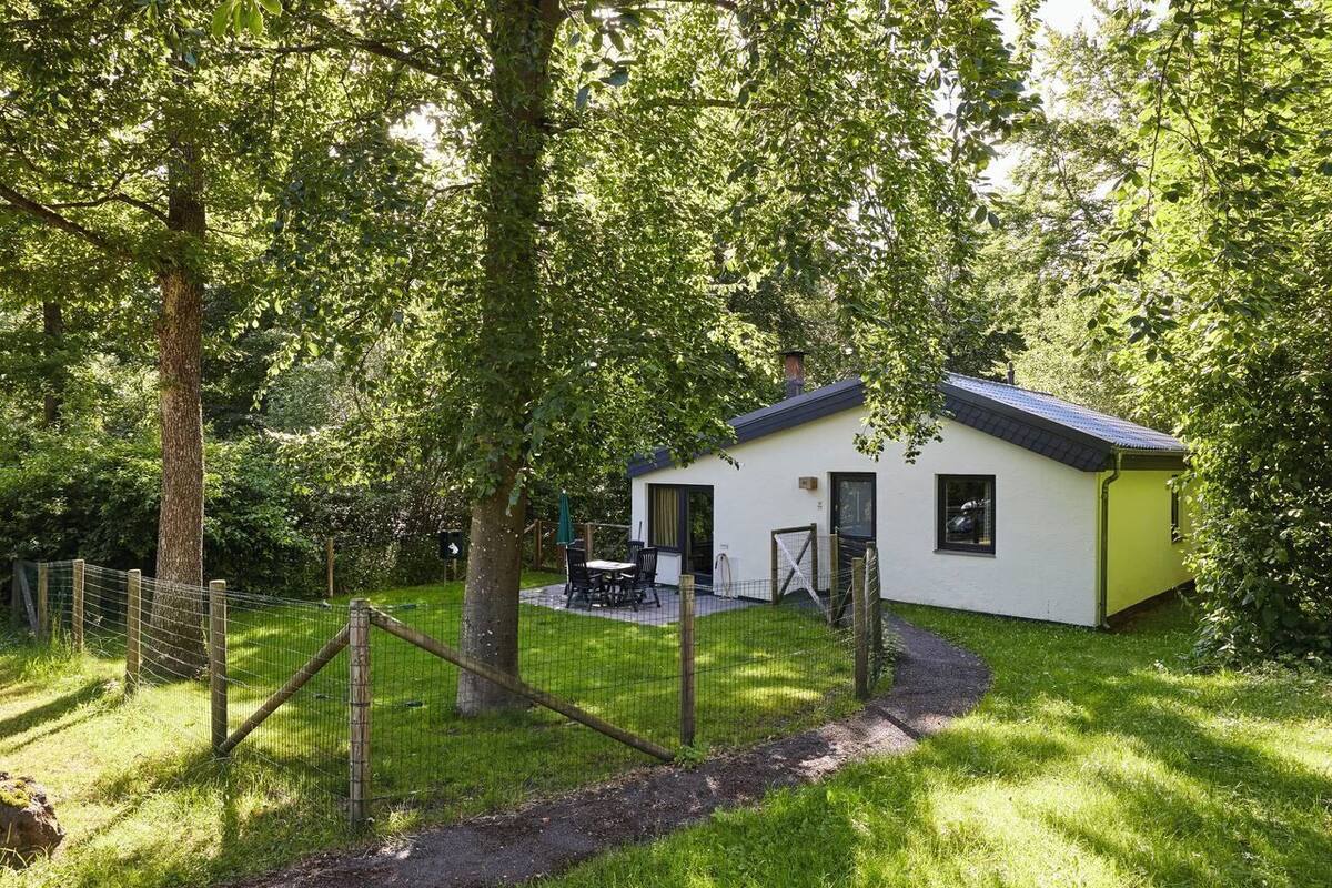 Bungalow (4-persoons hondenbungalow) | Exterior