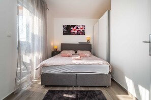 Villa (Three Bedroom Villa with Swimming Poo) | 3 bedrooms, cots/infant beds