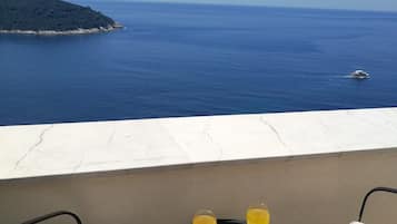 Studio (Deluxe Studio with Balcony and Sea Vi) | View from property