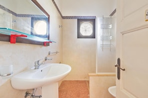 Villa | Badrum