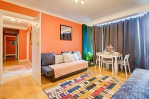 Living area - Hyde Park Private Family Apartment (London)