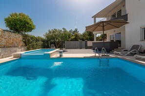 Pool - Villa Julija (Sukosan)