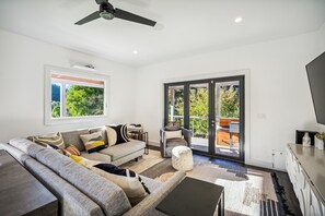 House, 2 Bedrooms | Interior - Pet’s FREE! Modern luxury steps from Russian River by Redawning (Monte Rio)