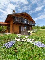 Casa (Three Bedroom Holiday Home with Hot T) | Fachada