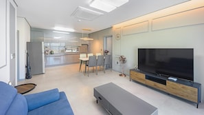 Habitación básica, 2 habitaciones (Adong) | 1 habitación y wifi gratis 