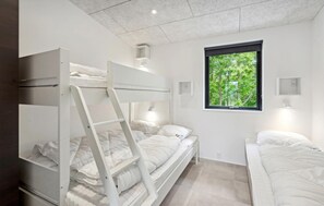 4 quartos, berço de viagem, Wi-Fi de cortesia