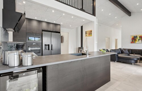 Gorgeous home in Tarm with WiFi
