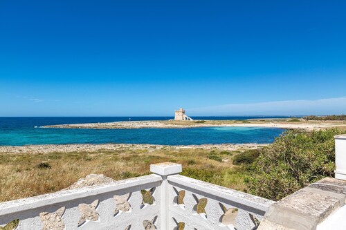 2428 Villino La Caletta by Barbarhouse