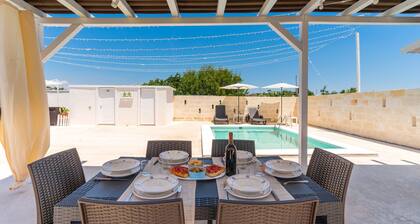 3047 Villetta Nicols by Barbarhouse