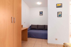 2 bedrooms, internet