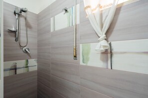 Dusche, Bidet