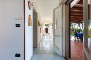 Interior - 2686 Villetta Fiore di Maggio by Barbarhouse (Porto Cesareo)