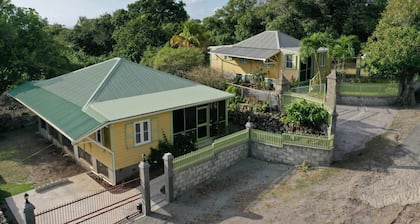 The Yellow Retreat, - Cabin Vacation Rental