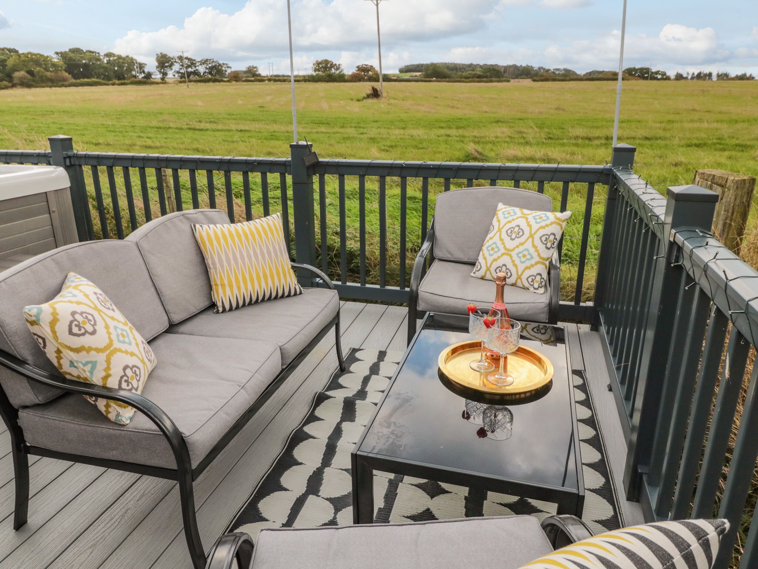 Khuôn viên nơi lưu trú