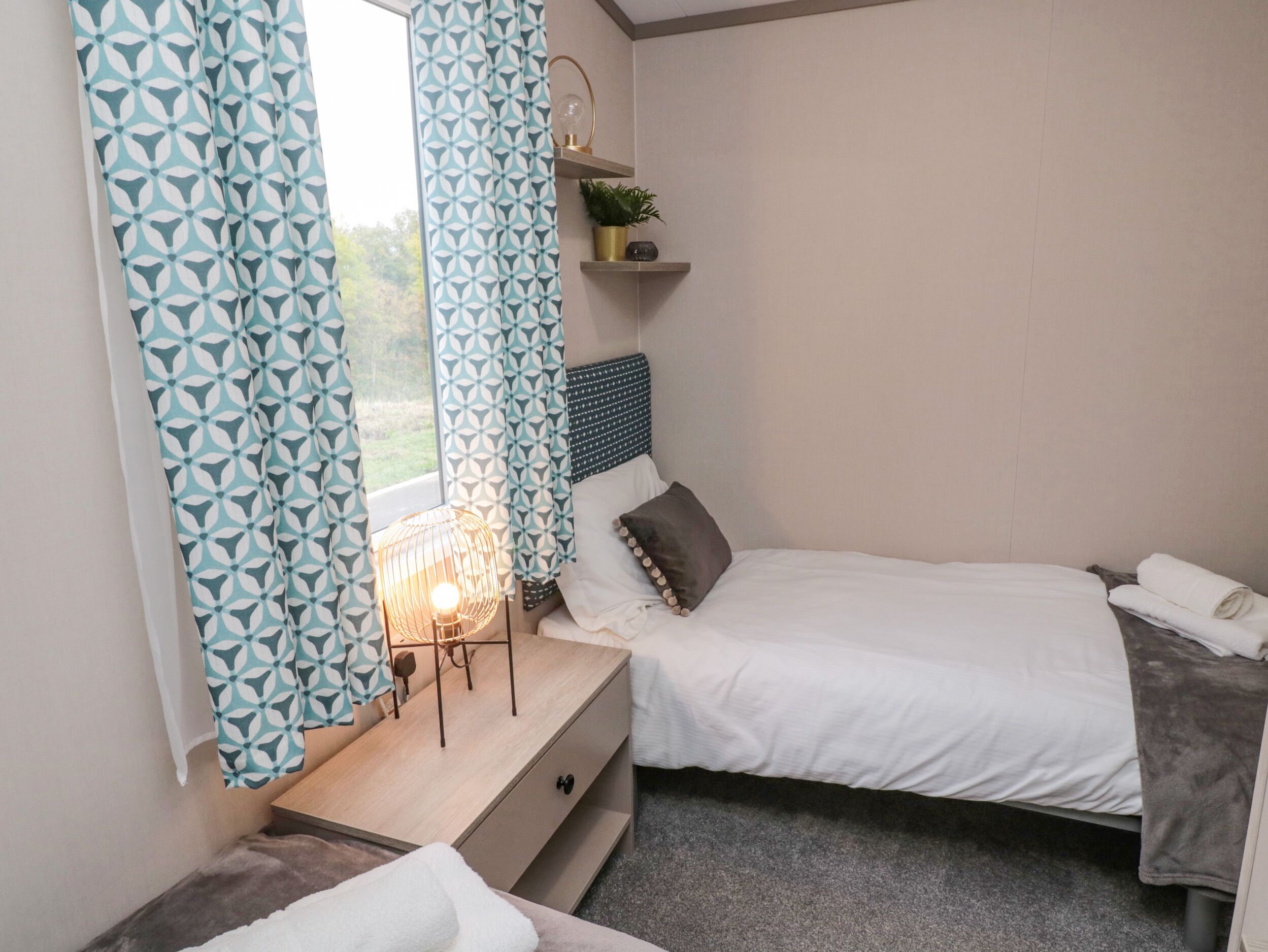 2 bedrooms, individually decorated, individually furnished, free WiFi