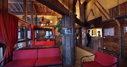 Appartement, avec Cheminée + Balcon